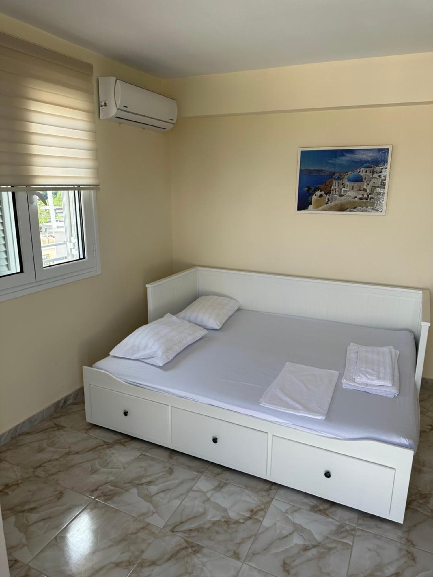 Eretria Apartment エクステリア 写真